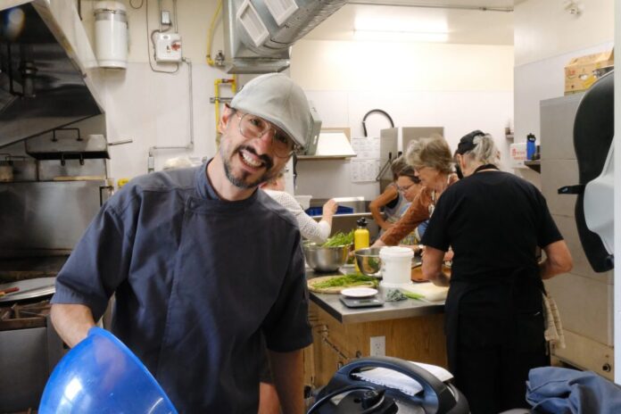 Chef-Bukhari-Sacred-Cusine-1024x683
